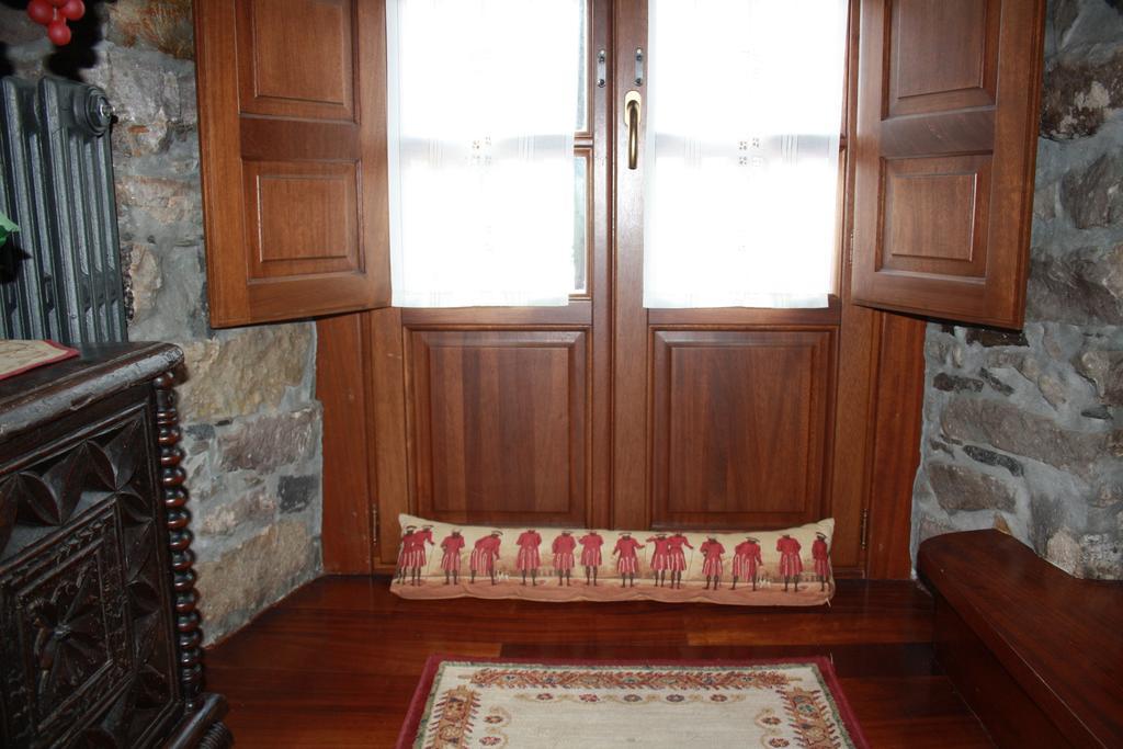 La Casona De Benito Guest House Cudillero Eksteriør bilde