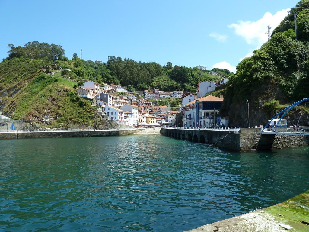 La Casona De Benito Guest House Cudillero Eksteriør bilde