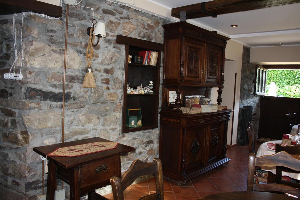 La Casona De Benito Guest House Cudillero Rom bilde