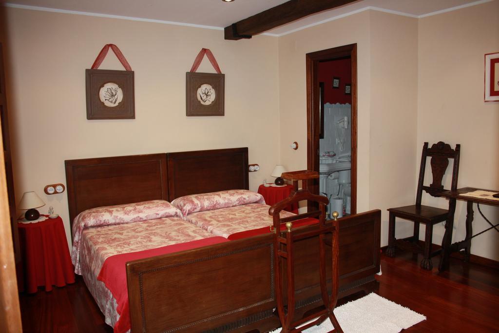 La Casona De Benito Guest House Cudillero Rom bilde