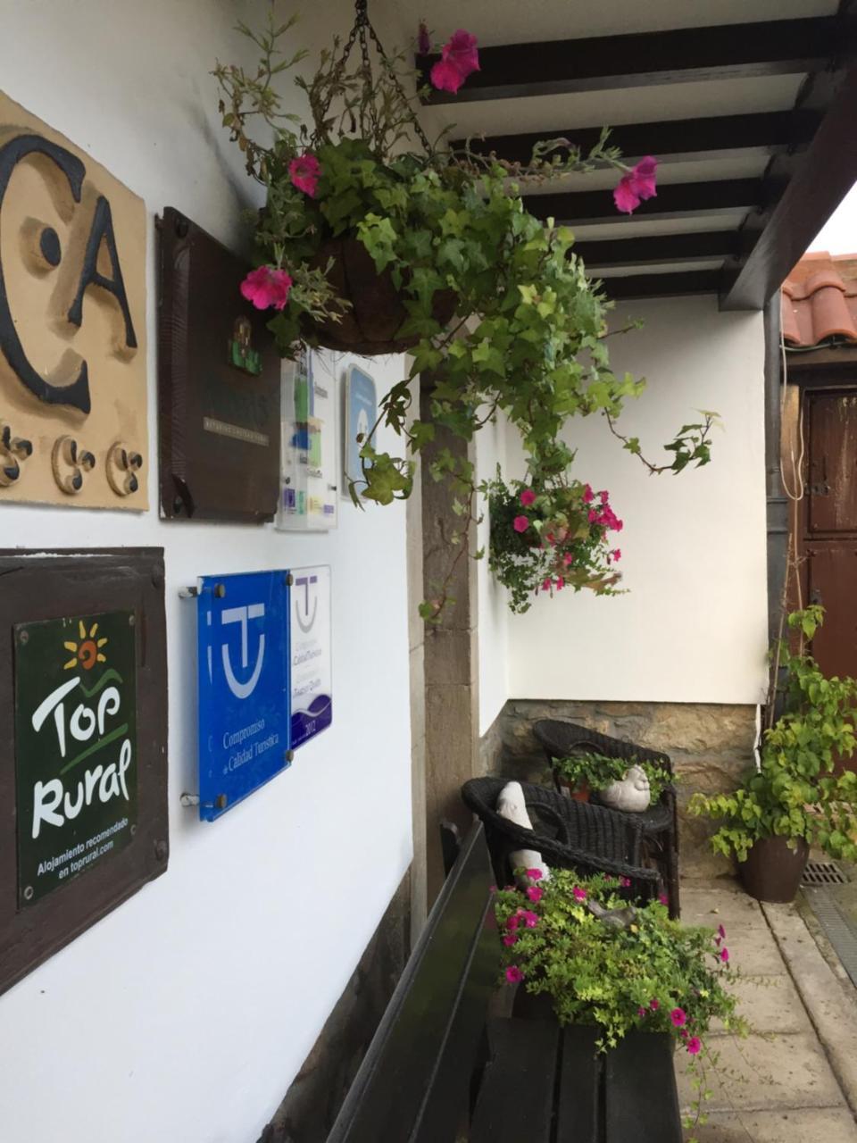 La Casona De Benito Guest House Cudillero Eksteriør bilde