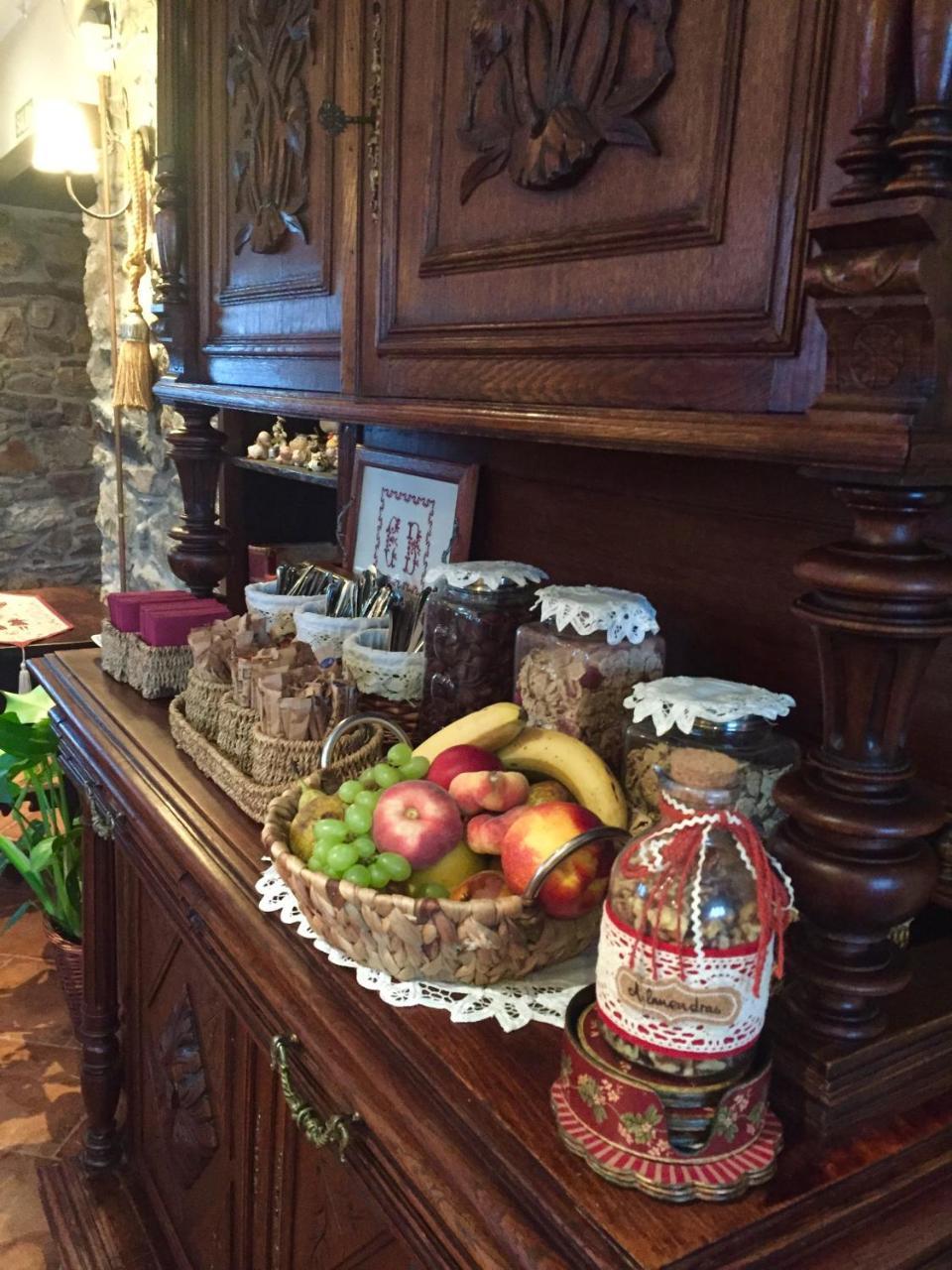 La Casona De Benito Guest House Cudillero Eksteriør bilde
